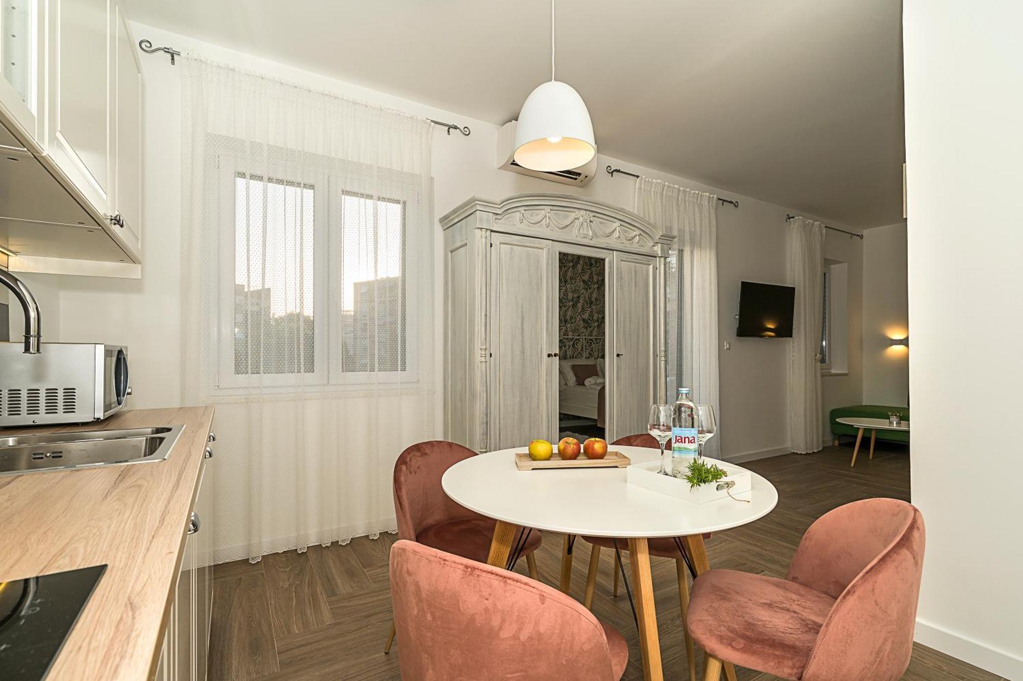 Studio Apartments Marcel Split Exteriör bild